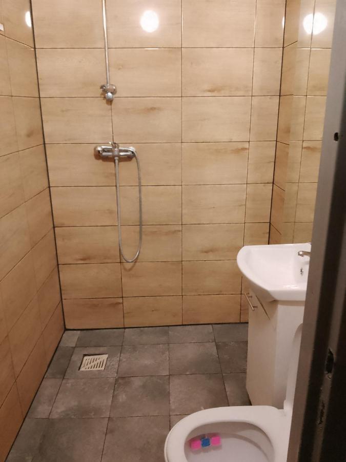Sagittarius Hostel- Pracowniczy Lodź Bagian luar foto