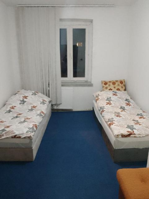 Sagittarius Hostel- Pracowniczy Lodź Bagian luar foto